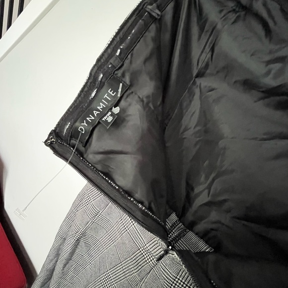 DYNAMITE JUMPSUIT ROMPER IN LIKE NEW CONDITION ( USED ONLY ONCE) - Picture 4 of 5